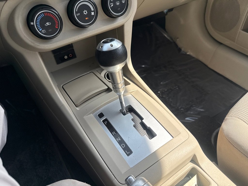 Used 2011 Mitsubishi Lancer ES image 16