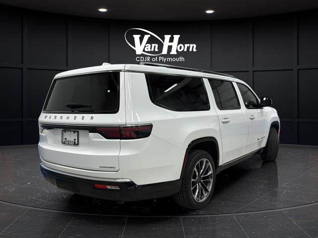 Used 2023 Jeep Wagoneer L Series III w/ Premium Group I image 3