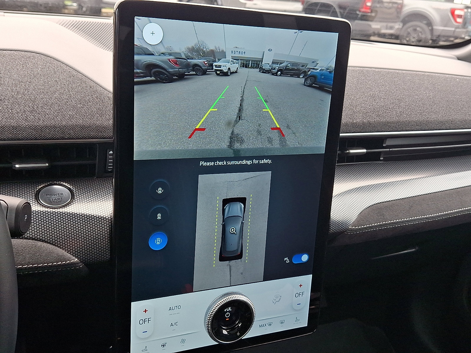 Certified 2025 Ford Mustang Mach-E GT image 24