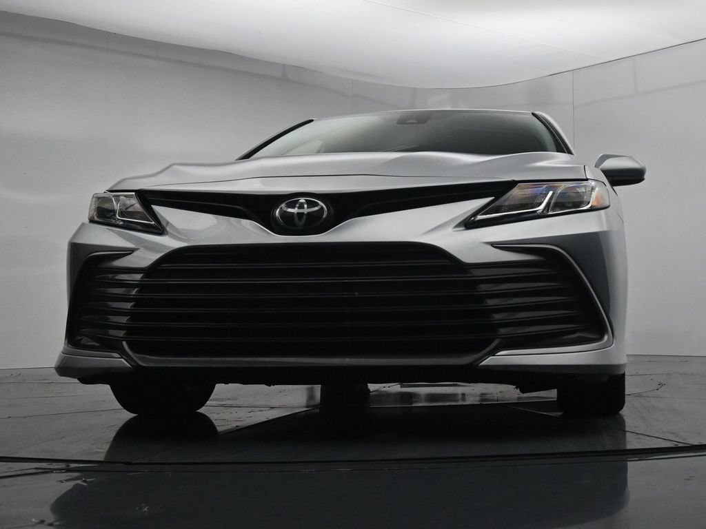 Used 2023 Toyota Camry LE FWD image 34
