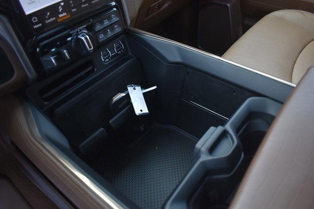 Used 2023 RAM 2500 Limited image 29