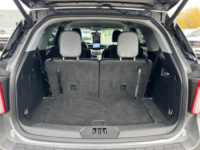 Certified 2023 Ford Explorer XLT w/ Equipment Group 202A AWD/4WD image 25