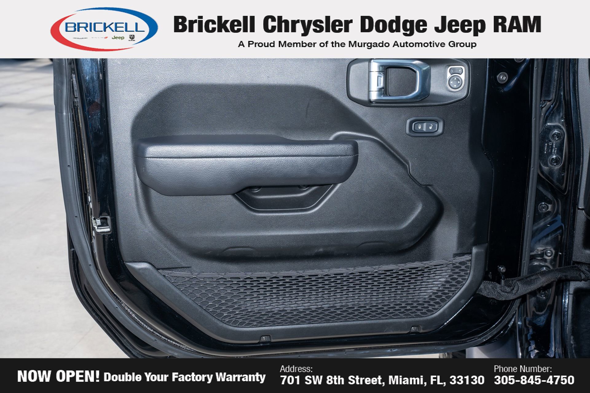 Used 2022 Jeep Wrangler Willys image 12