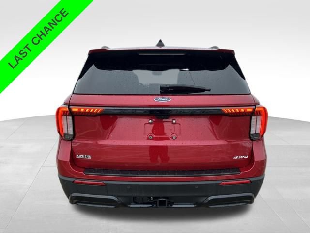 Used 2025 Ford Explorer ST-Line w/ Premium Package image 5