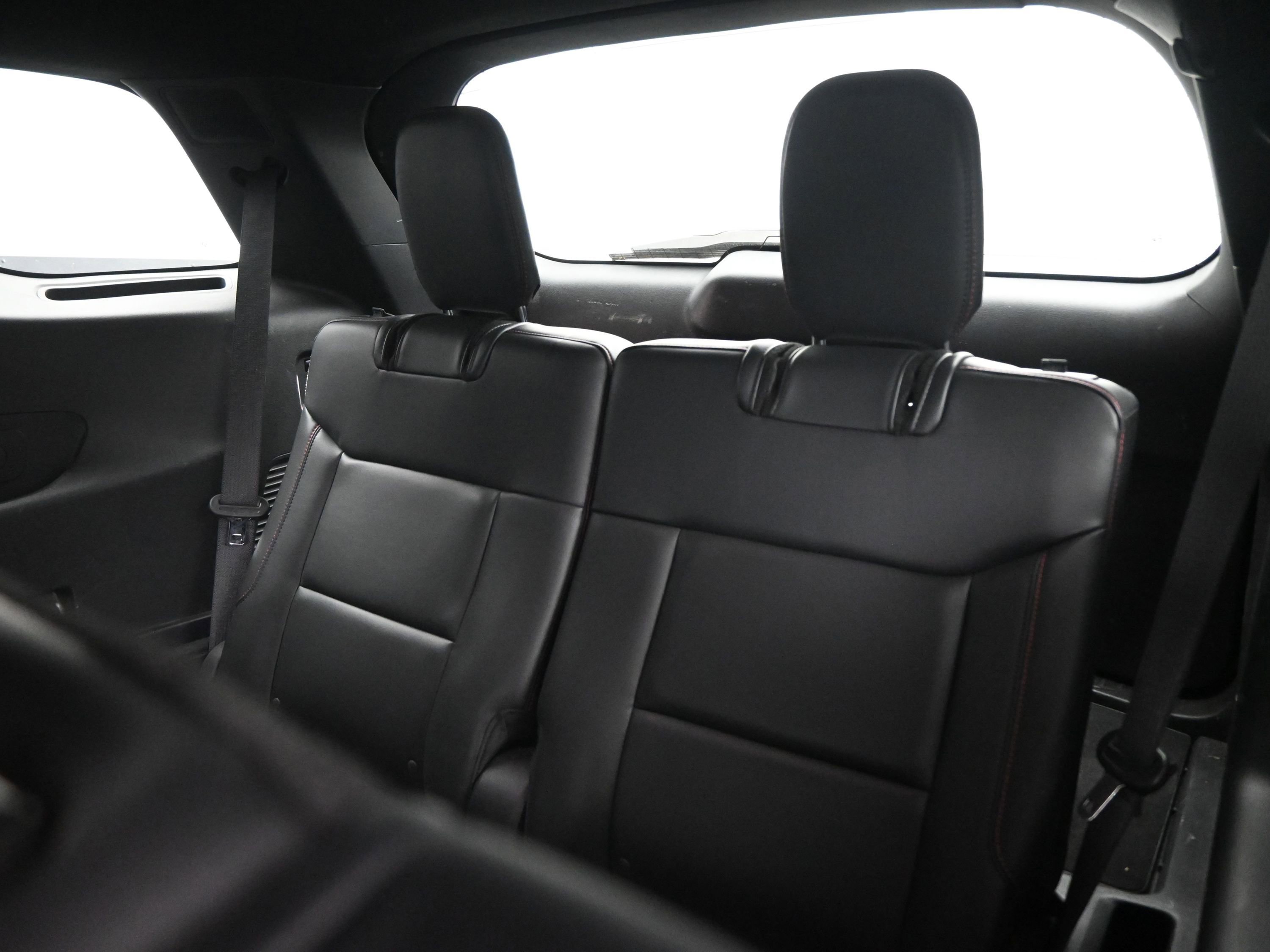 Used 2025 Ford Explorer ST-Line w/ Premium Package RWD image 17