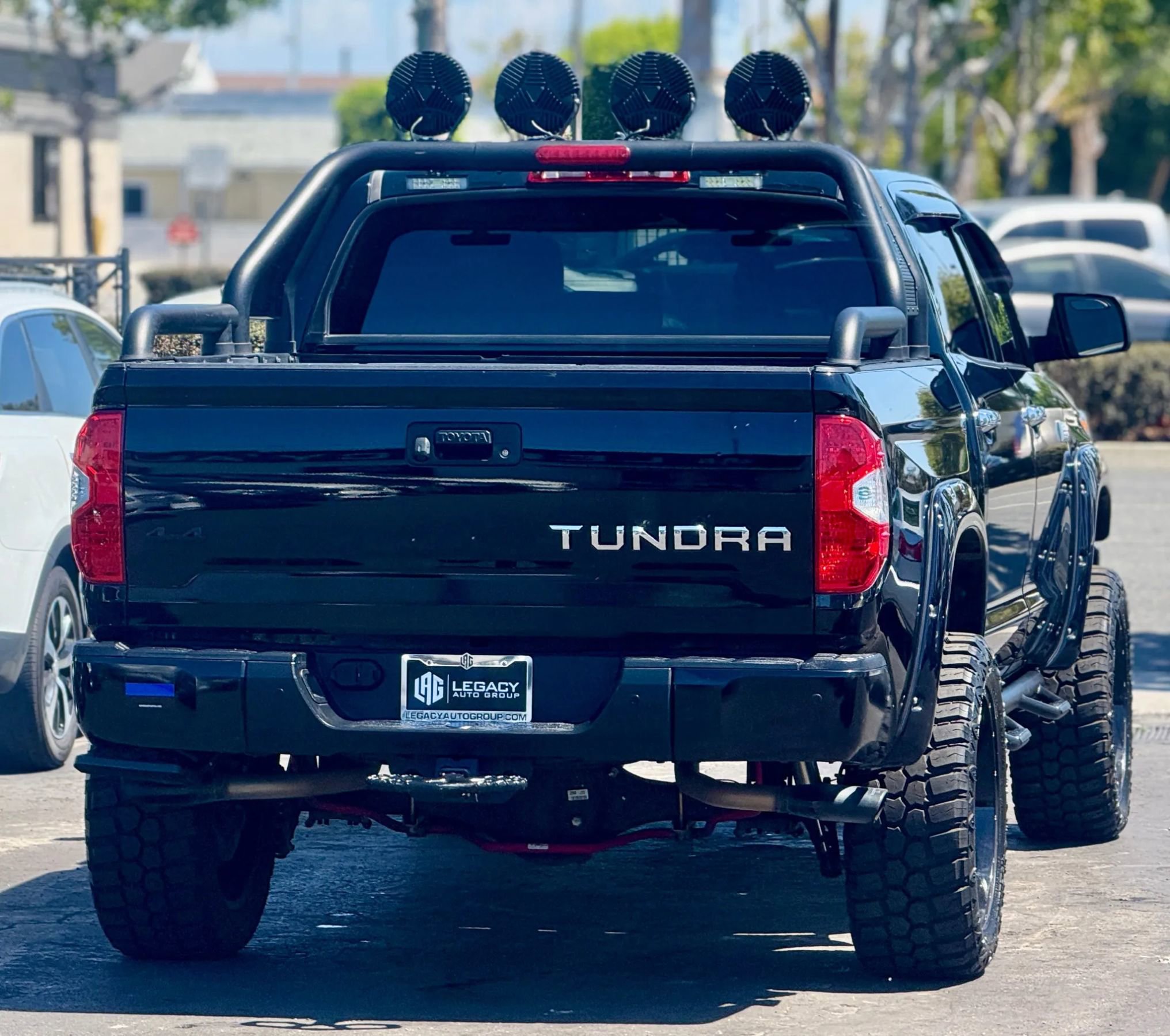 Used 2020 Toyota Tundra Platinum image 3