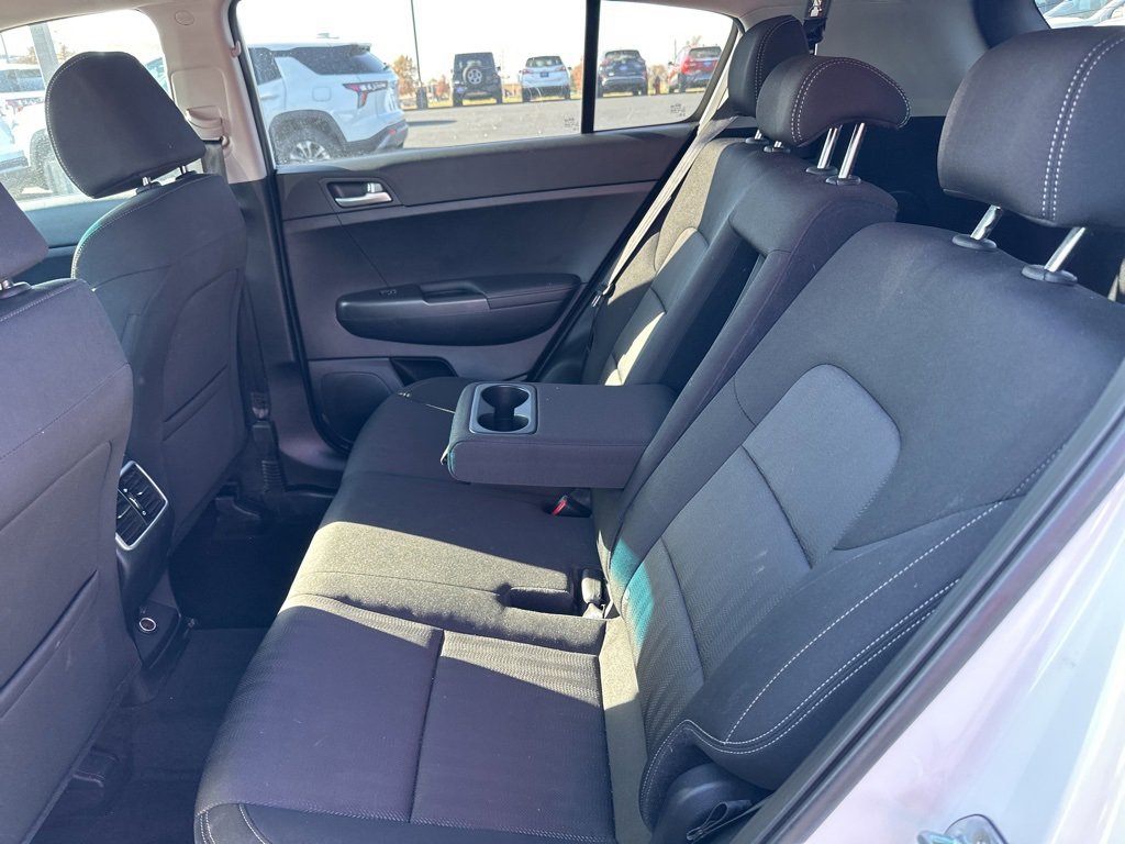 Used 2022 Kia Sportage LX image 19