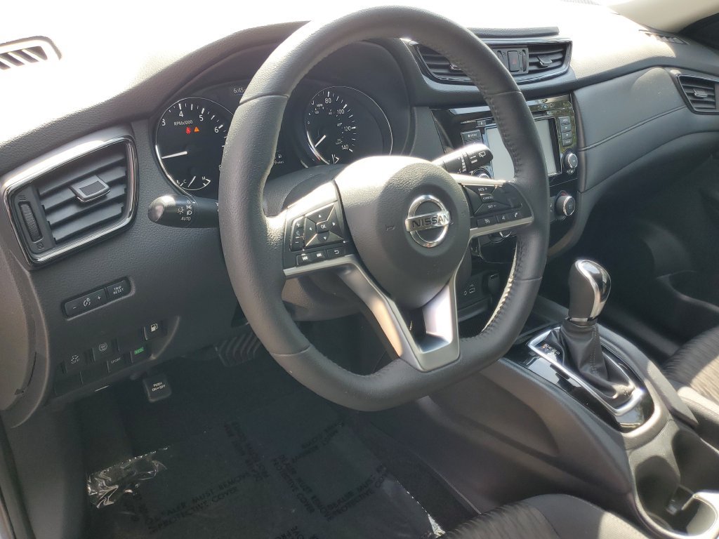 Used 2019 Nissan Rogue S w/ Special Edition Package FWD image 15