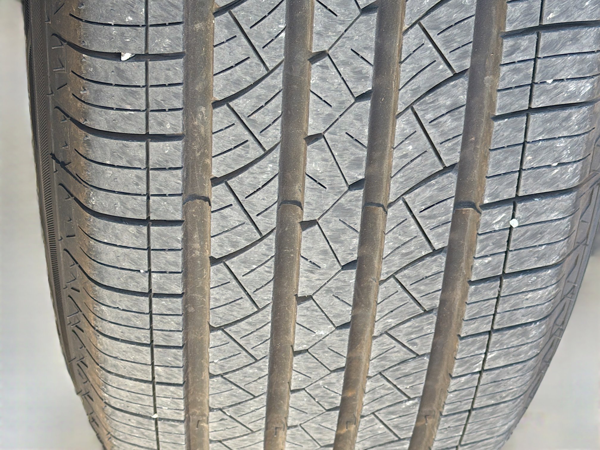 Used 2020 Chevrolet Suburban LS image 40