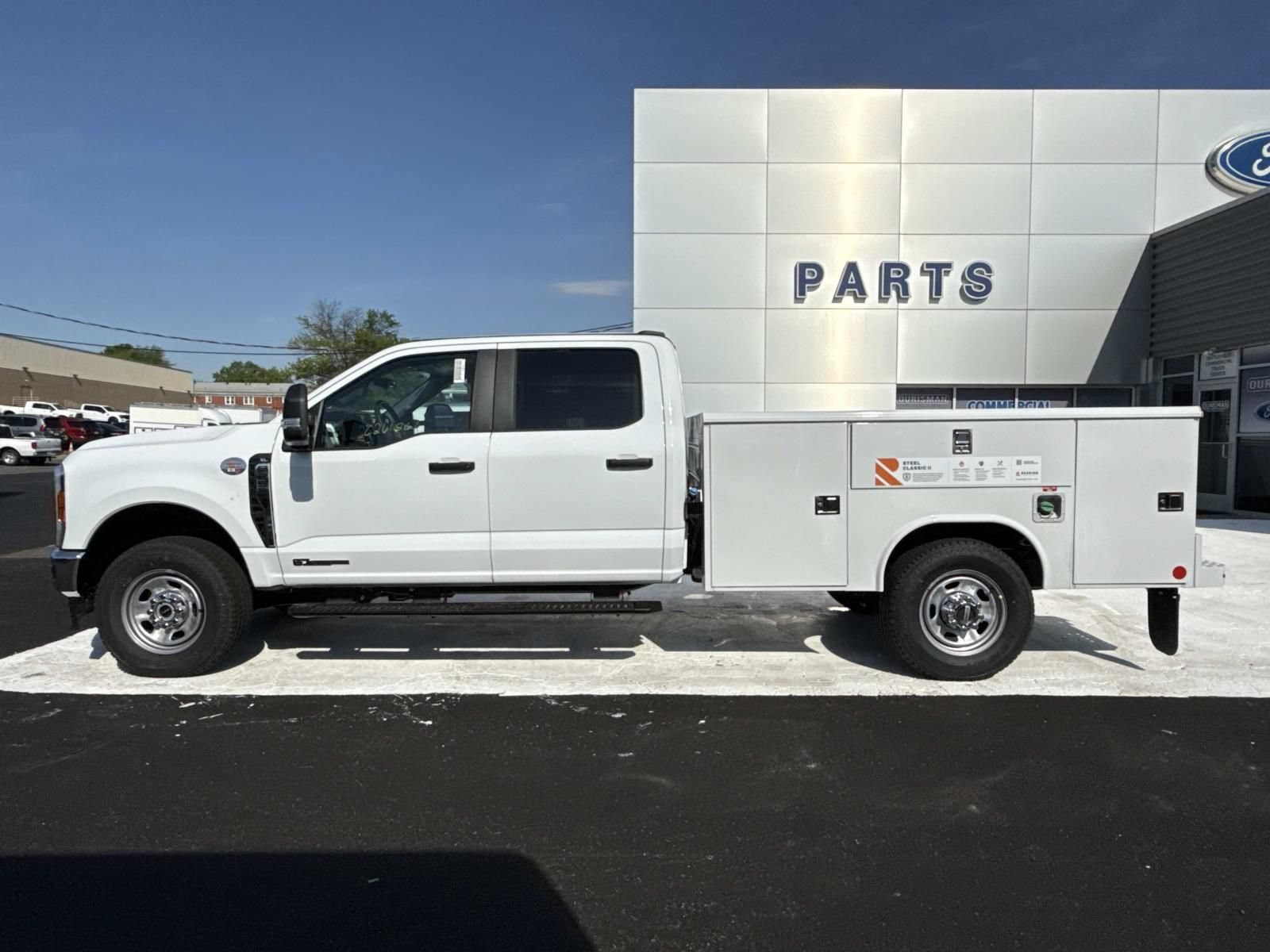 New 2026 Ford F350 XL w/ XL Chrome Package AWD/4WD image 6
