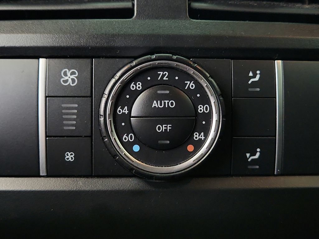 Used 2019 Mercedes-Benz GLE 43 AMG 4MATIC w/ Night Package image 30