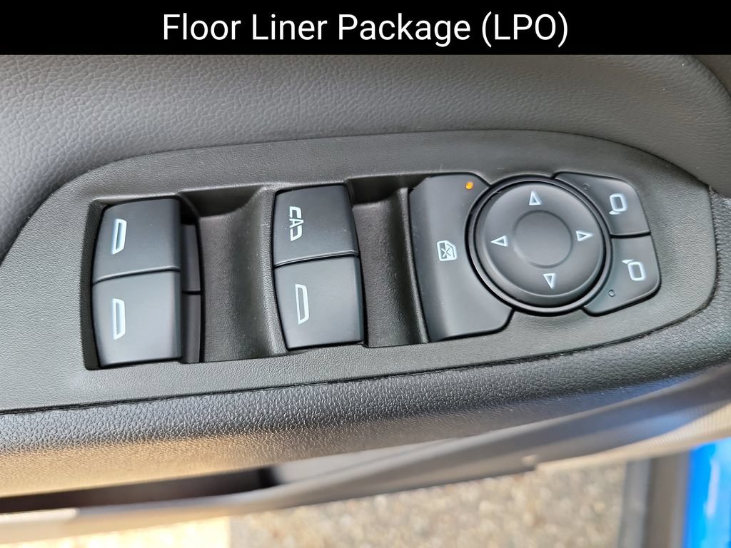 Used 2024 Chevrolet Equinox LT w/ LPO, Floor Liner Package FWD image 13