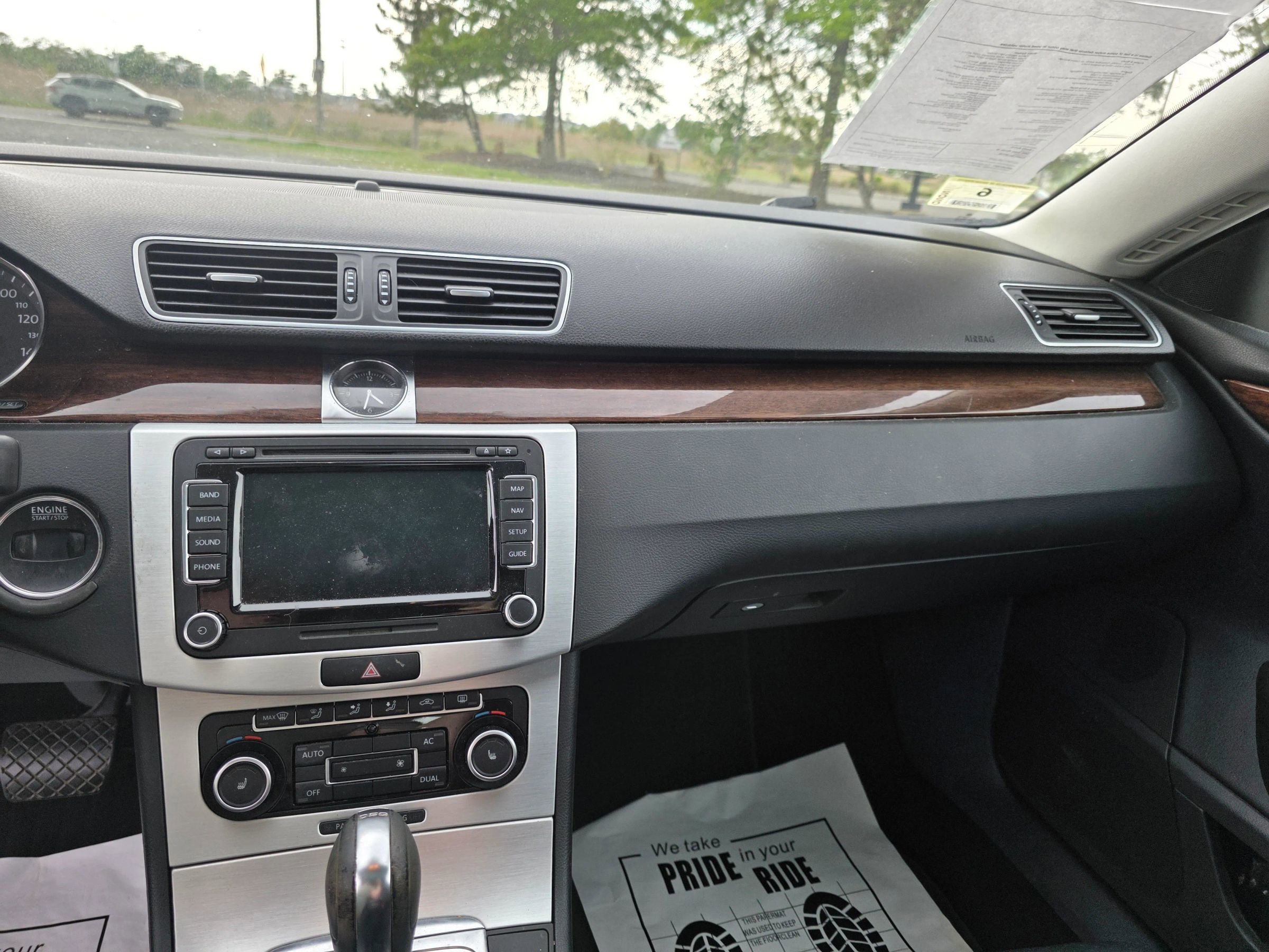 Used 2012 Volkswagen CC Lux Limited FWD image 13