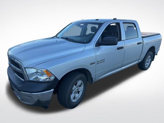 Used 2018 RAM 1500 ST w/ SXT Appearance Group image 11