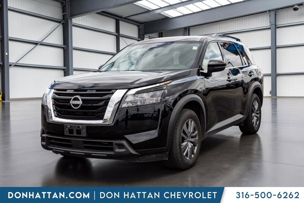 Used 2025 Nissan Pathfinder SV FWD image 23