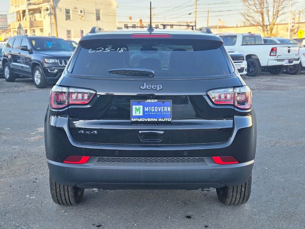 New 2025 Jeep Compass Limited w/ Sun & Sound Group image 4