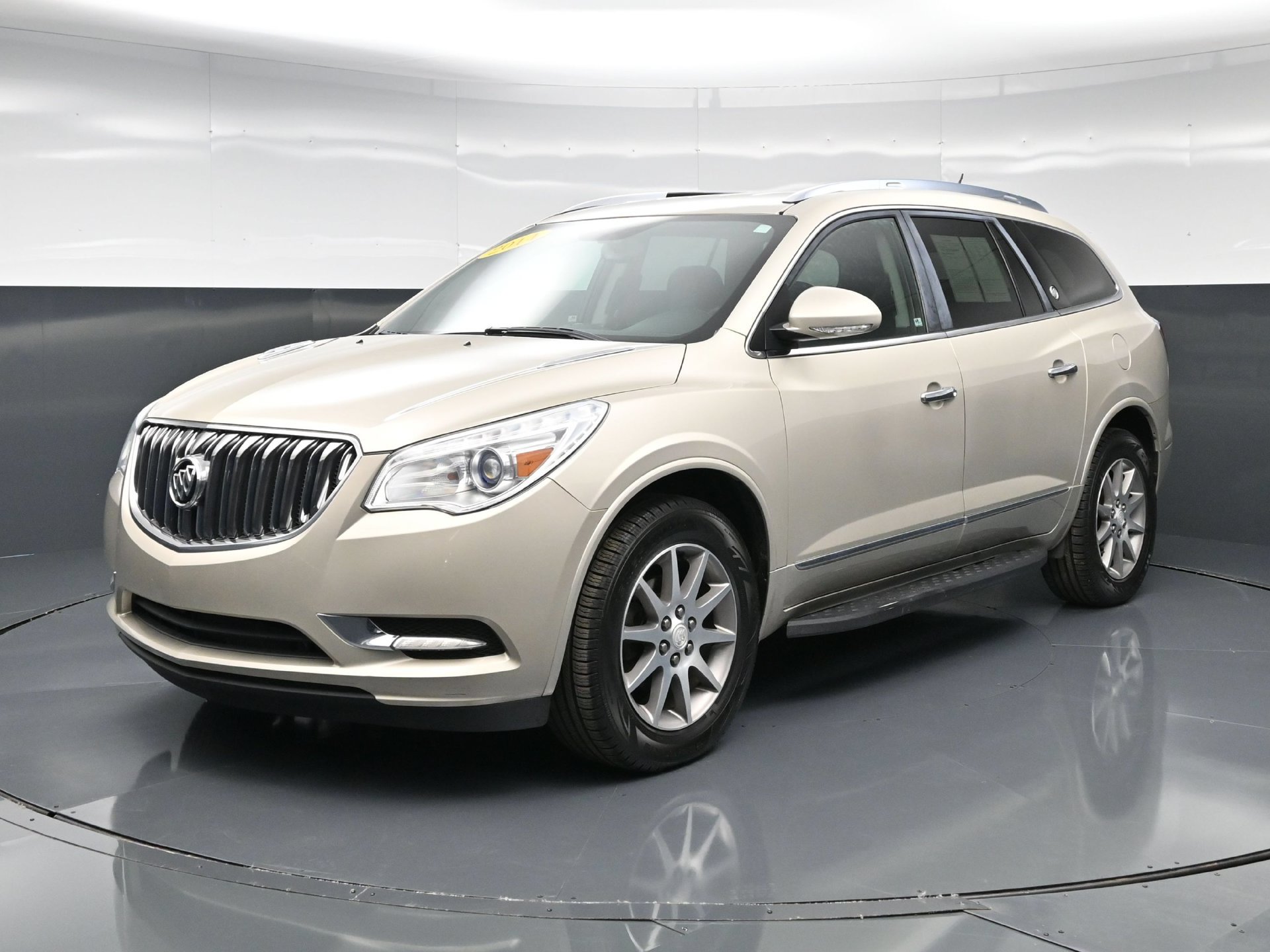 Used 2014 Buick Enclave Leather FWD image 4