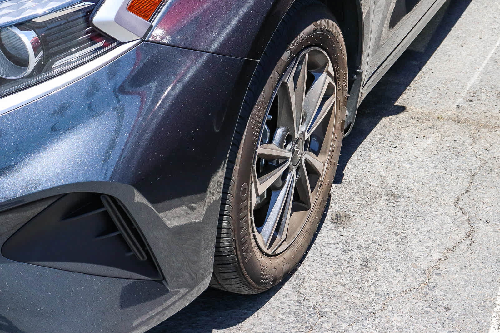 Used 2023 Kia Forte LXS FWD image 4