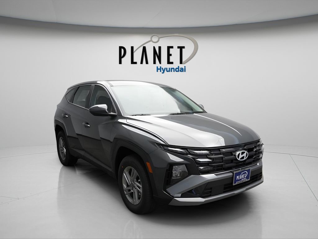 New 2026 Hyundai Tucson SE image 1