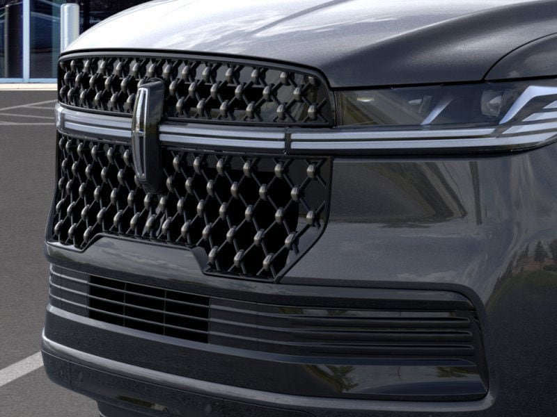 New 2026 Lincoln Navigator Black Label AWD/4WD image 17