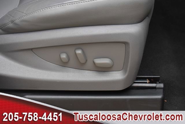 Used 2019 Chevrolet Tahoe LT w/ Luxury Package RWD image 30