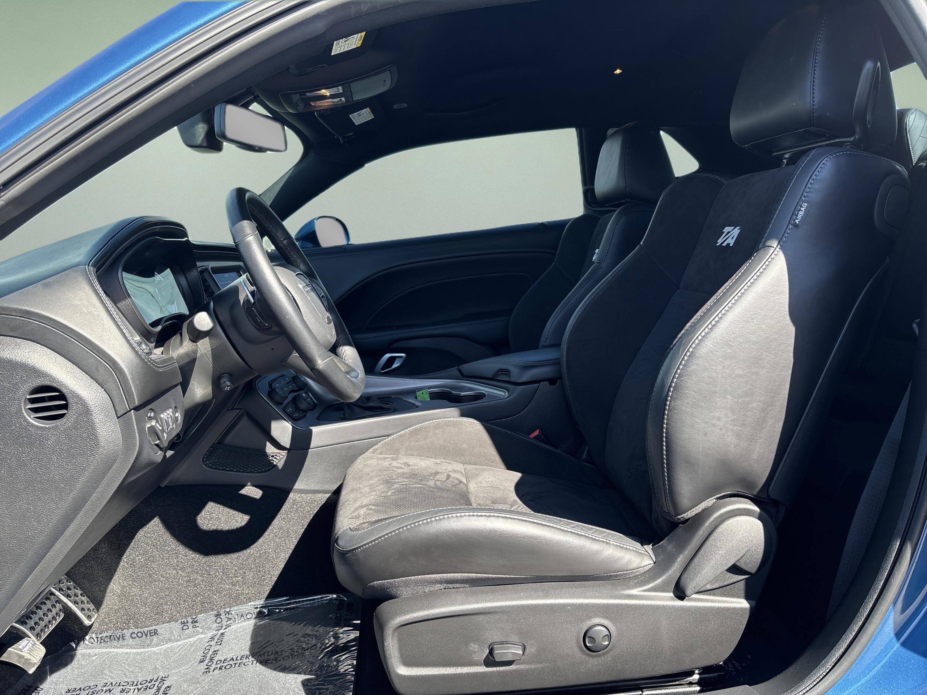 Used 2023 Dodge Challenger R/T w/ T/A Package image 10