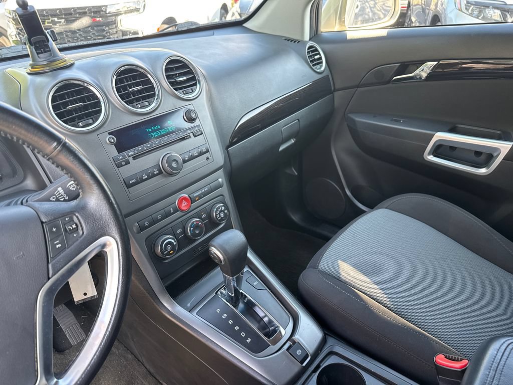 Used 2014 Chevrolet Captiva Sport LT FWD image 22