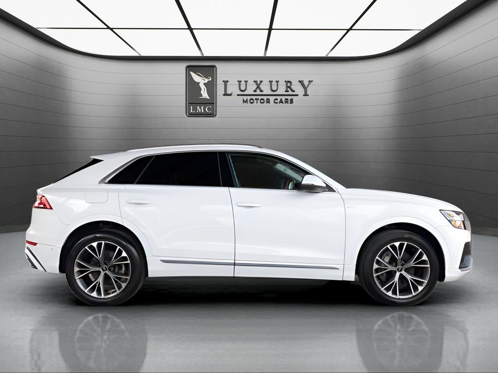 Used 2023 Audi Q8 Premium Plus AWD/4WD image 9