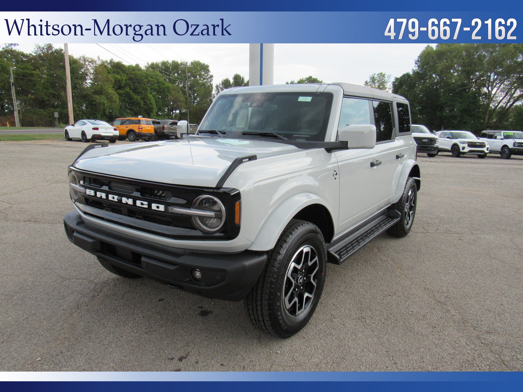 New 2026 Ford Bronco Outer Banks AWD/4WD image 3