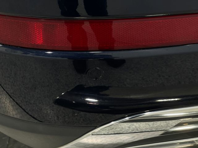 Used 2016 Mercedes-Benz GL 450 4MATIC image 13