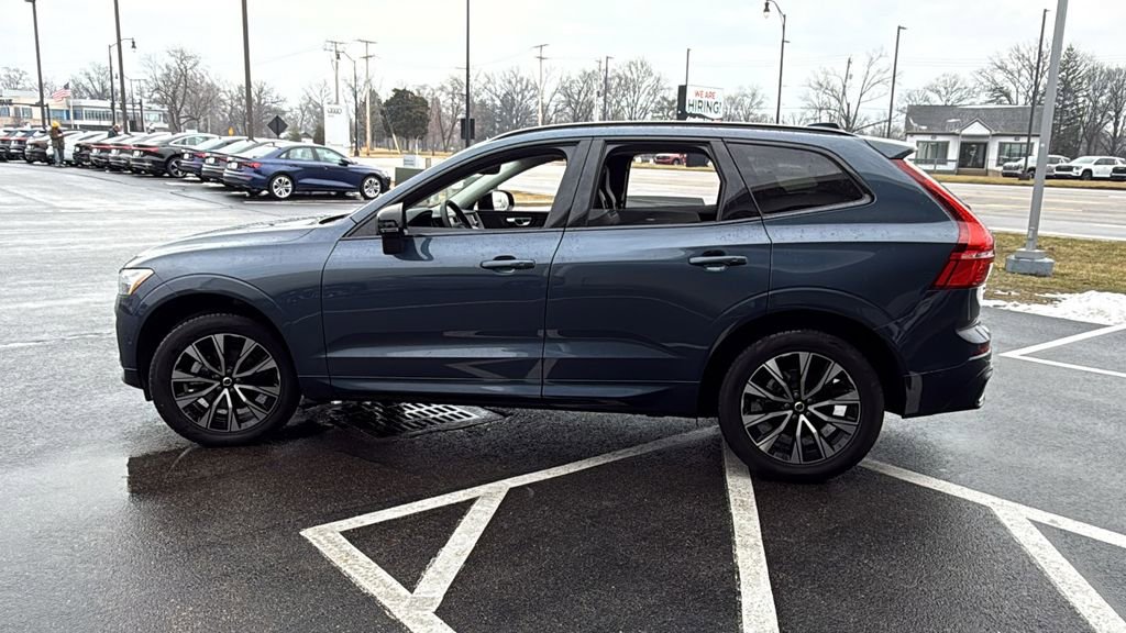 Certified 2025 Volvo XC60 B5 Plus w/ Climate Package image 5