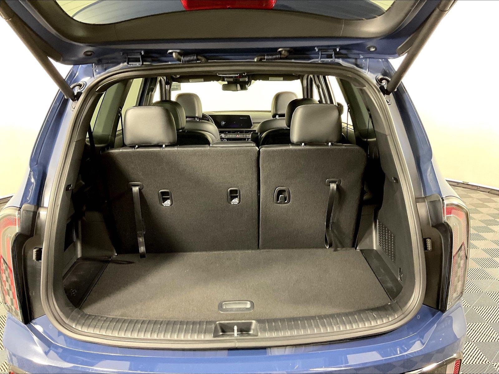 Used 2024 Kia Telluride EX X-Line AWD/4WD image 40