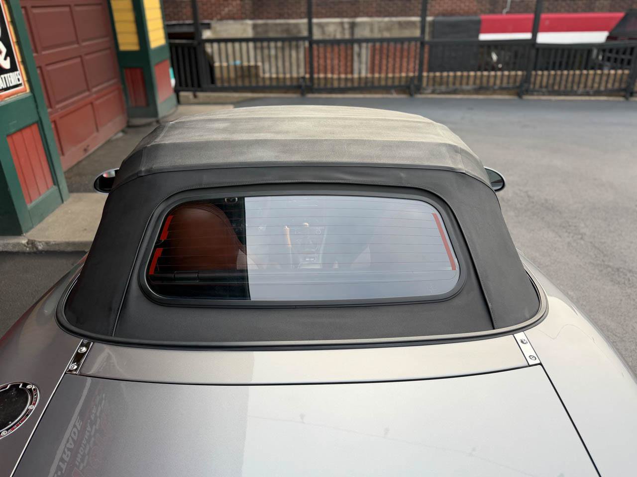 Used 2002 MAZDA MX-5 Miata SE RWD image 9