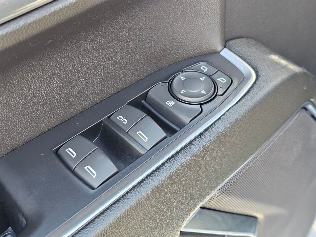 Used 2024 Chevrolet Silverado 1500 LT w/ Z71 Off-Road Package image 31