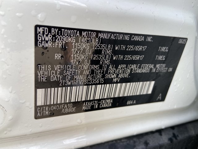 Used 2025 Toyota RAV4 XLE FWD image 33