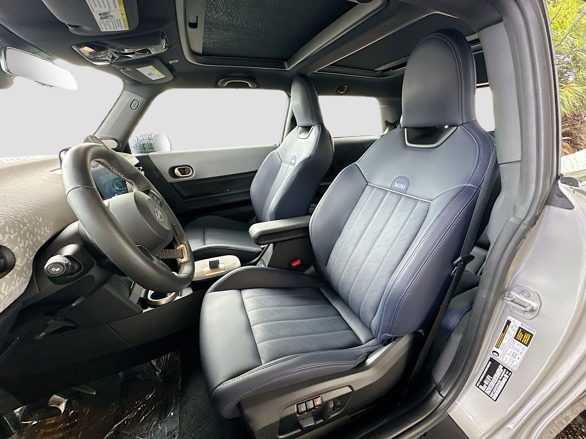 Certified 2025 MINI Cooper 2-Door Hardtop image 20