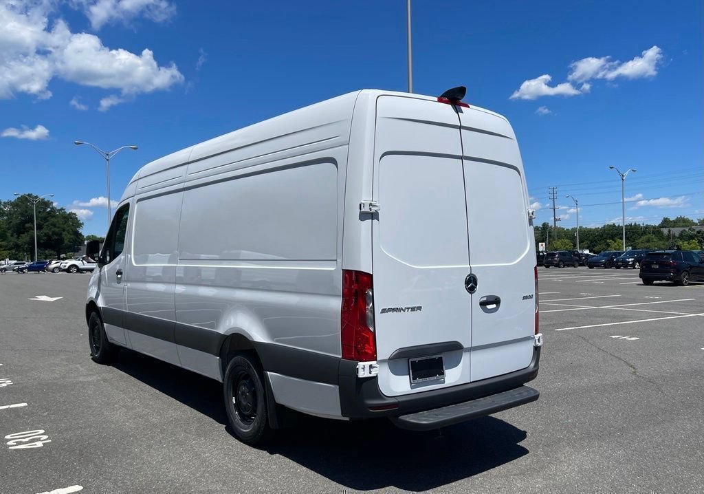 New 2026 Mercedes-Benz Sprinter 2500 image 4