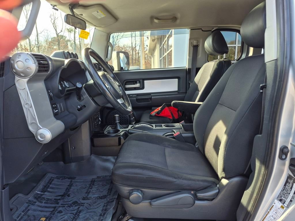 Used 2007 Toyota FJ Cruiser 4WD image 2