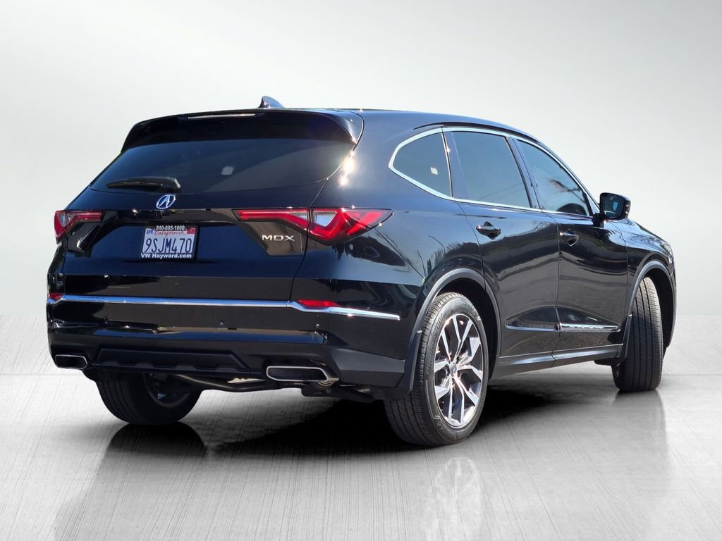Used 2023 Acura MDX FWD w/ Technology Package image 4