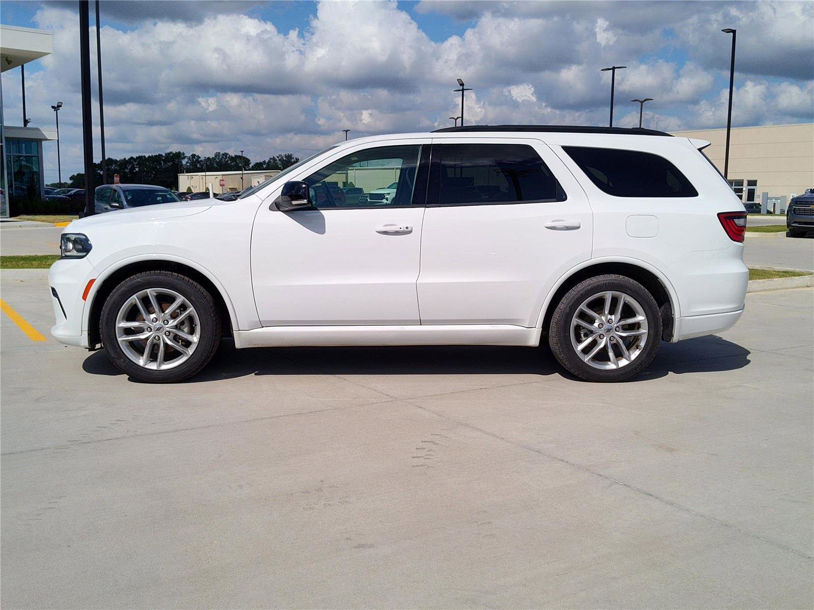 Used 2024 Dodge Durango GT image 3