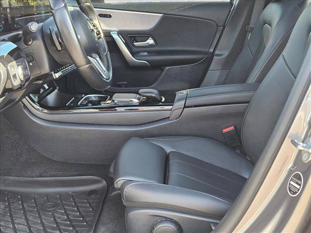 Used 2022 Mercedes-Benz A 220 4MATIC image 16