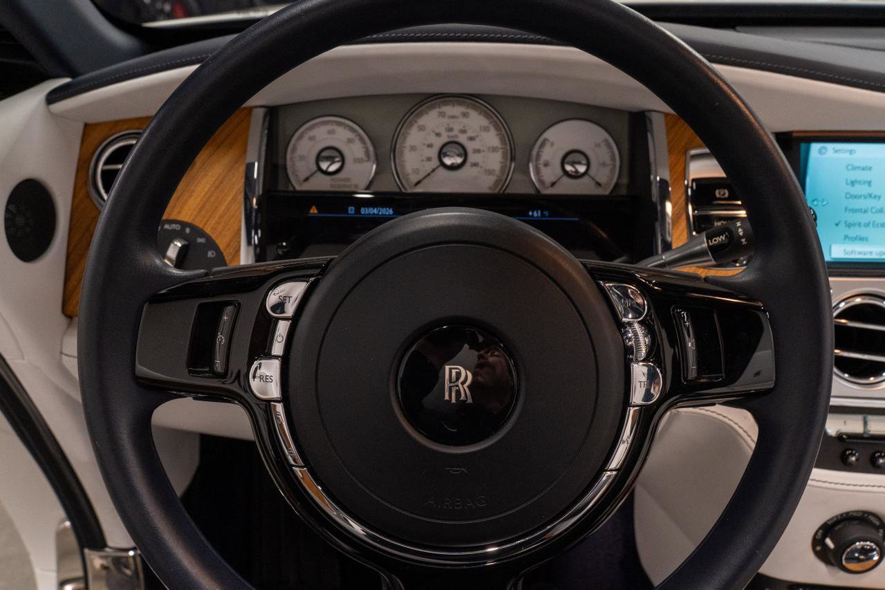 Used 2016 Rolls-Royce Dawn image 6