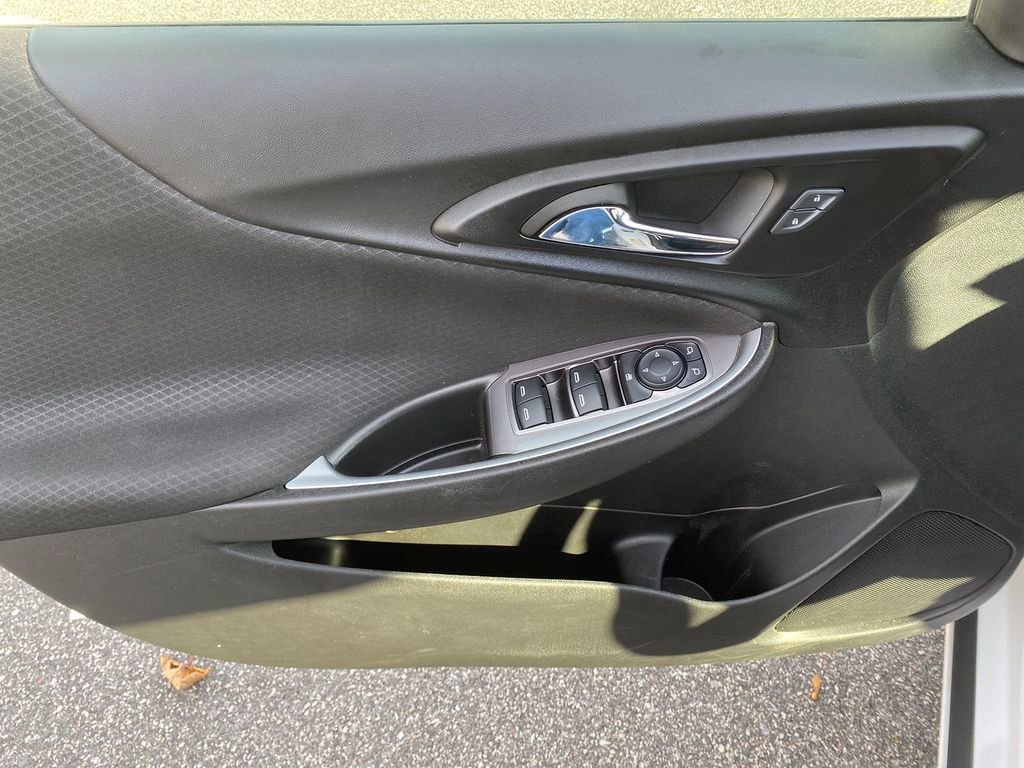Used 2023 Chevrolet Malibu LS w/ Driver Confidence Package image 11