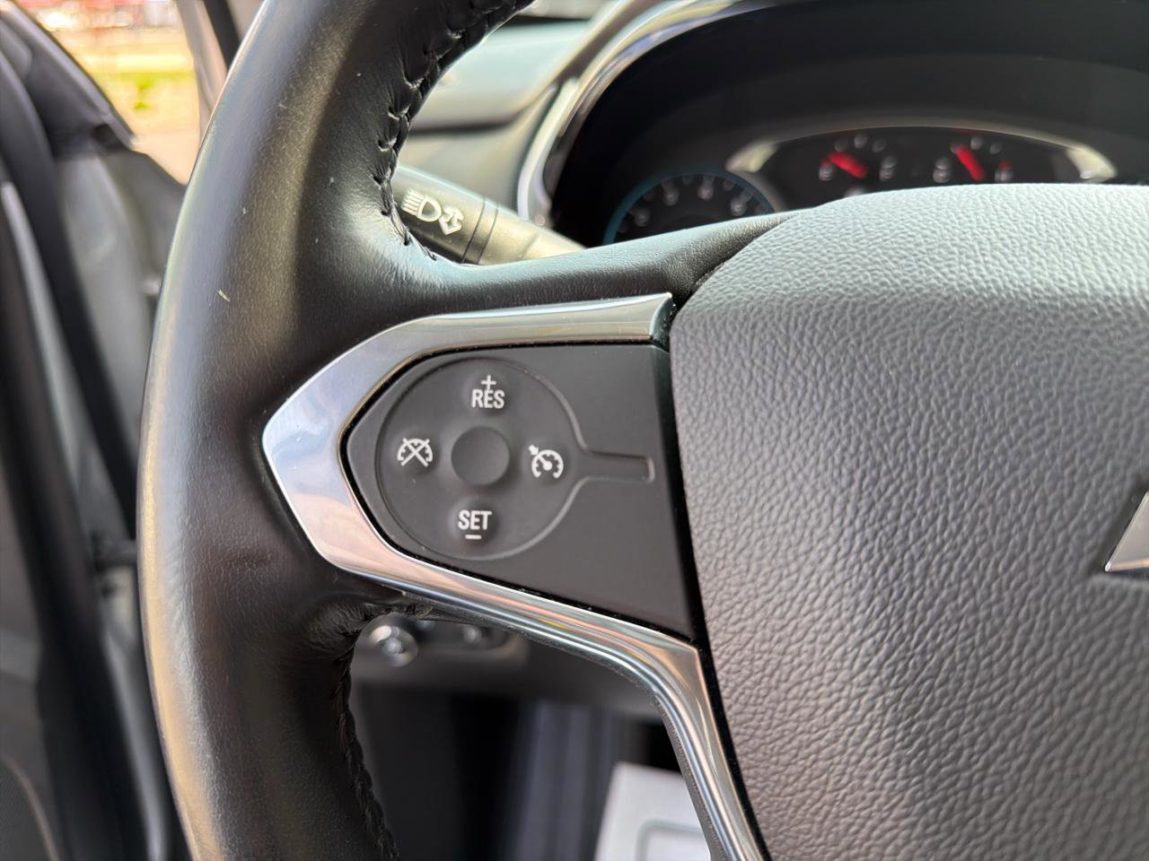 Used 2020 Chevrolet Traverse LT AWD/4WD image 13