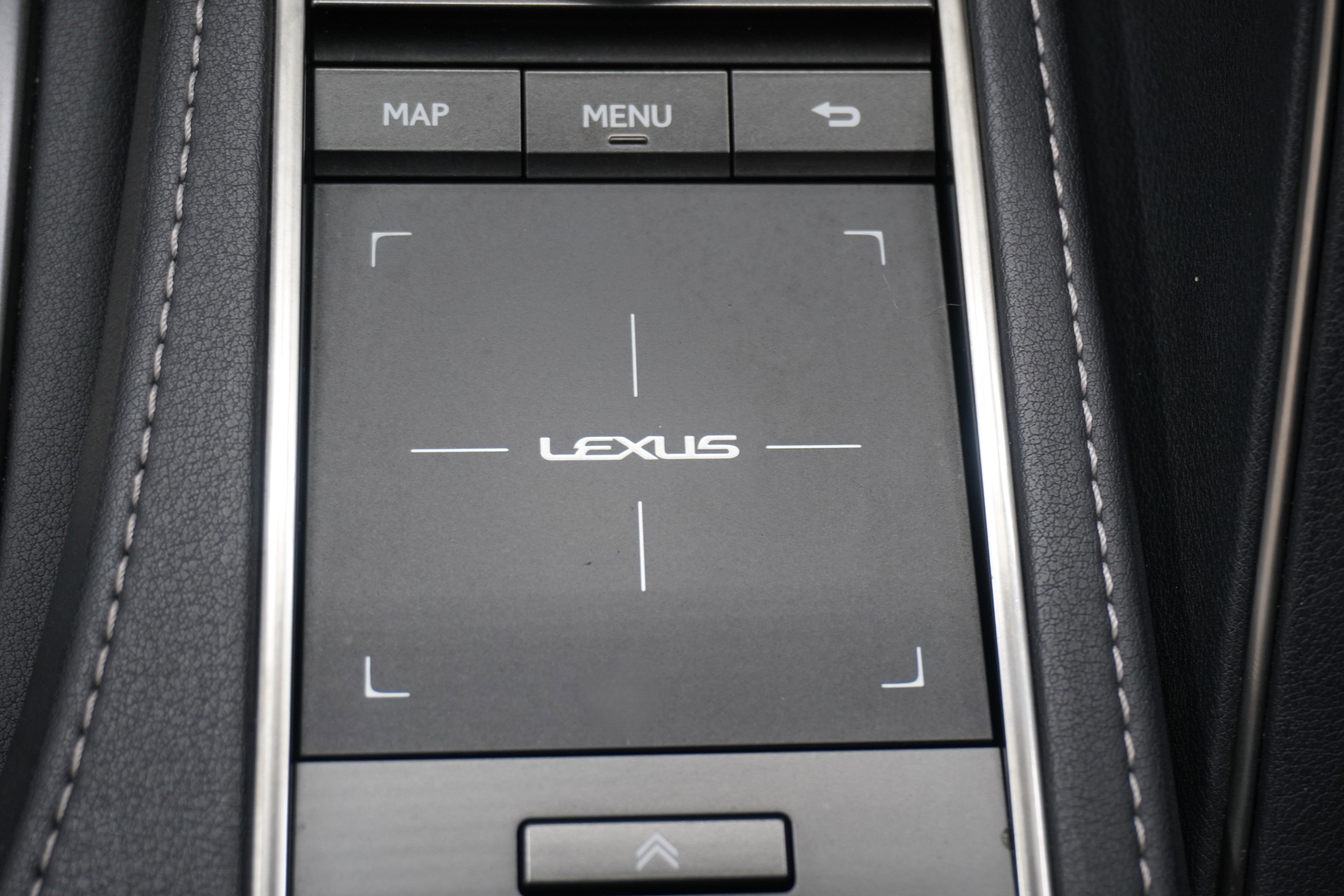 Used 2018 Lexus LC 500 Coupe w/ Performance Package RWD image 26