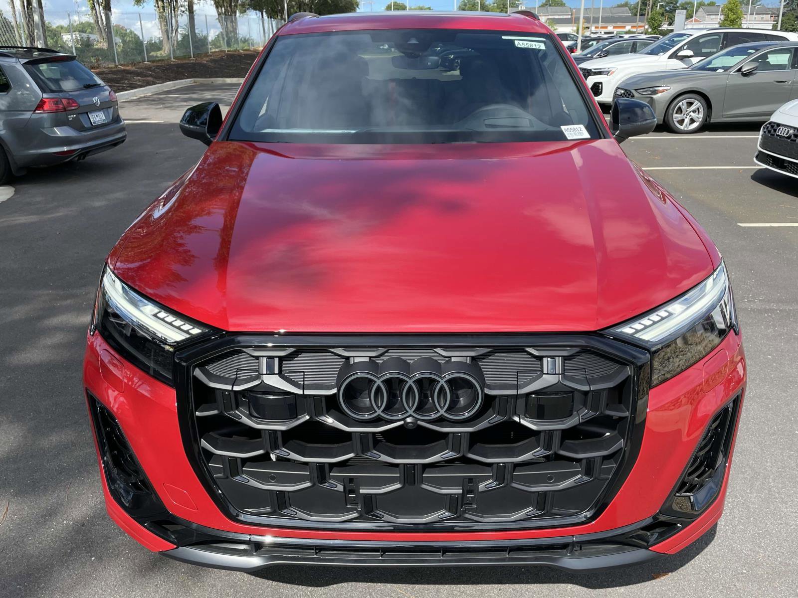 New 2025 Audi SQ7 Prestige video 2