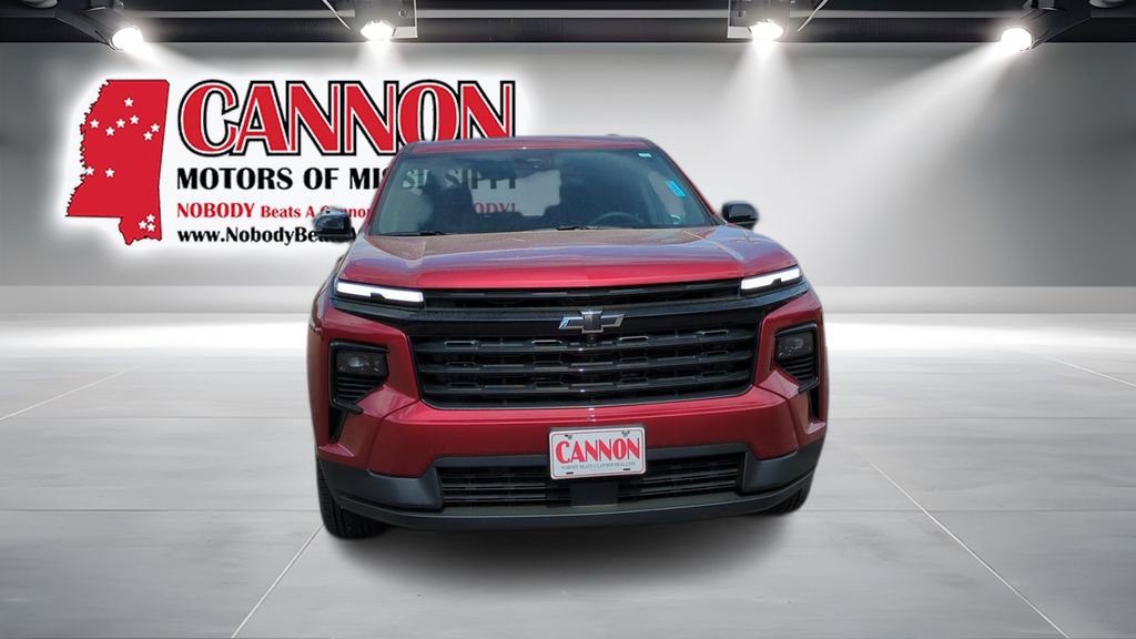 New 2026 Chevrolet Traverse LT w/ Midnight/Sport Edition FWD image 2