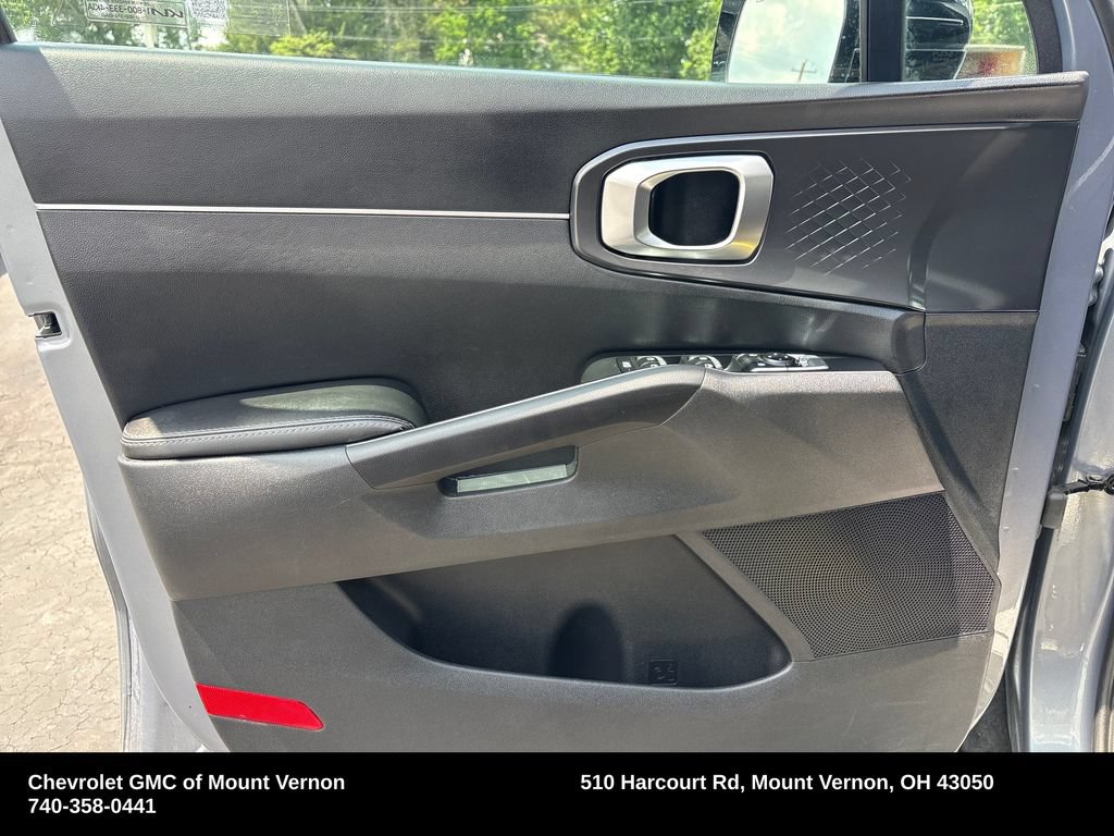 Used 2022 Kia Sorento S FWD image 13