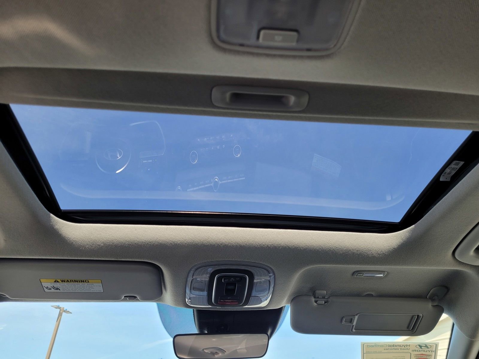 Certified 2025 Hyundai Elantra SEL image 18