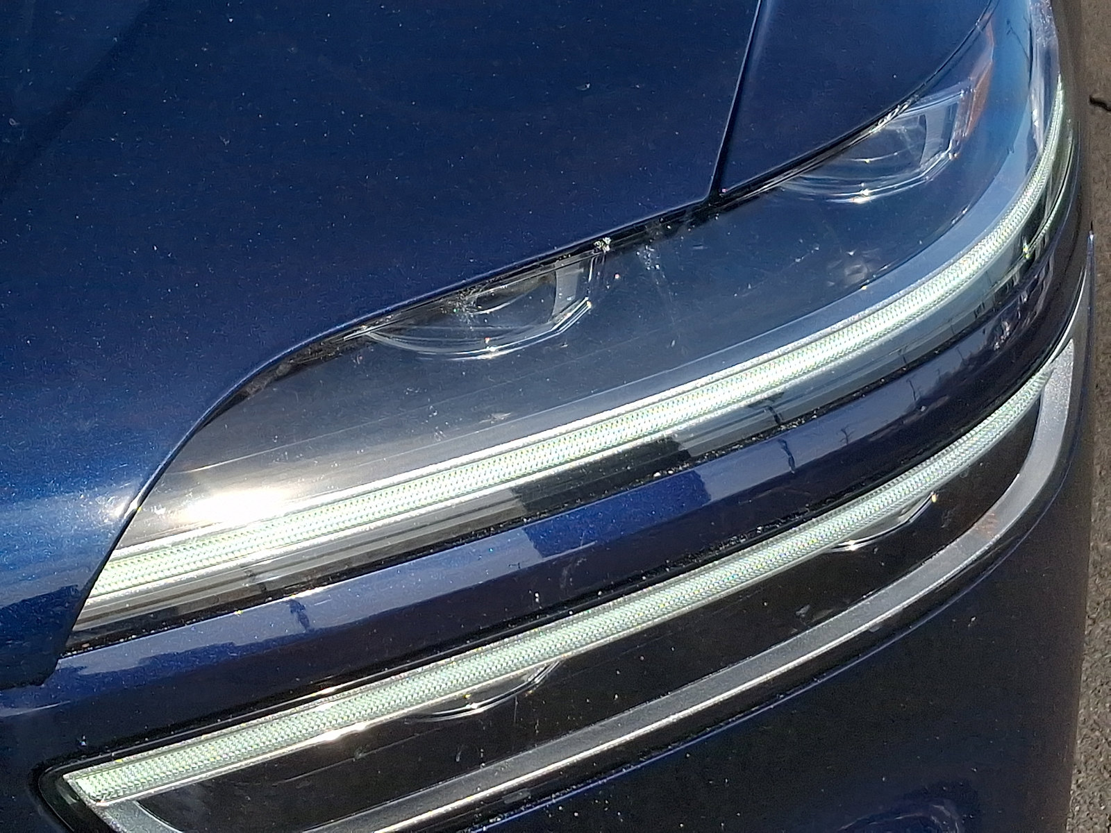 Used 2025 Genesis GV70 2.5T image 9